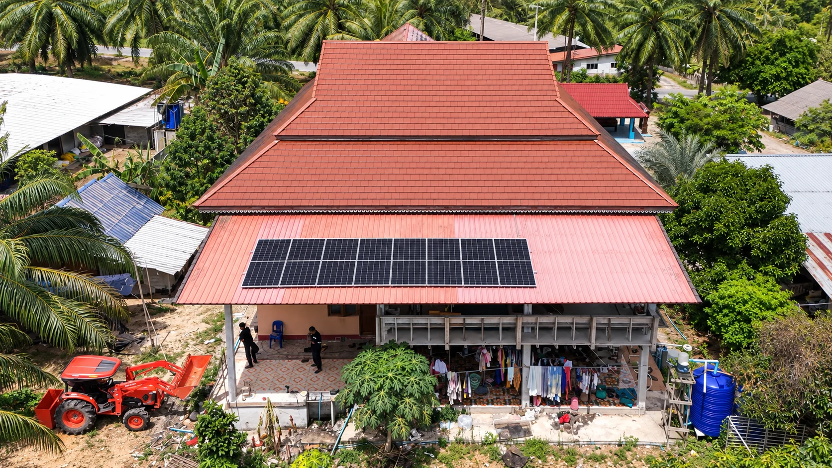 งานติดตั้งโซลาร์รูฟท็อปบ้านพักอาศัย 5 kW ระบบ 1 เฟส — อินเวอร์เตอร์ Huawei SUN2000-5KTL-L1 แผง JA Solar 630 W (SUNX-100010515 ภาพที่ 2)